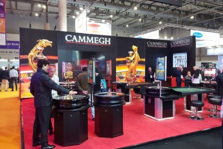 Shining innovation for roulette wheels